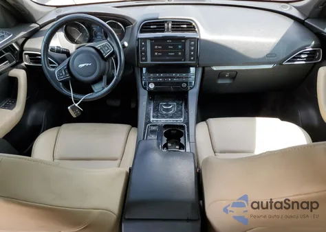 2018 Jaguar F-Pace Premium из США, поврежденный, VIN SADCJ2FN2JA253684